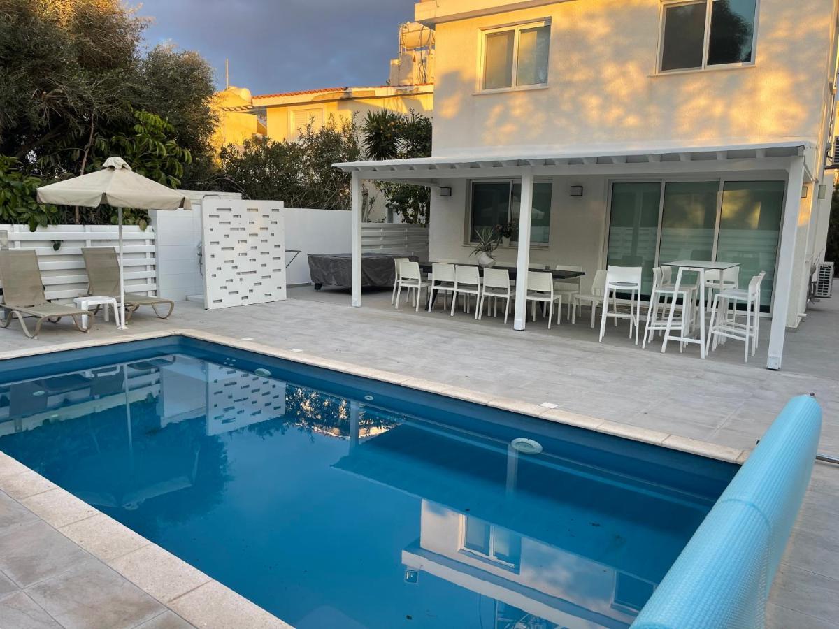 Konnos Hight Villa Protaras Buitenkant foto