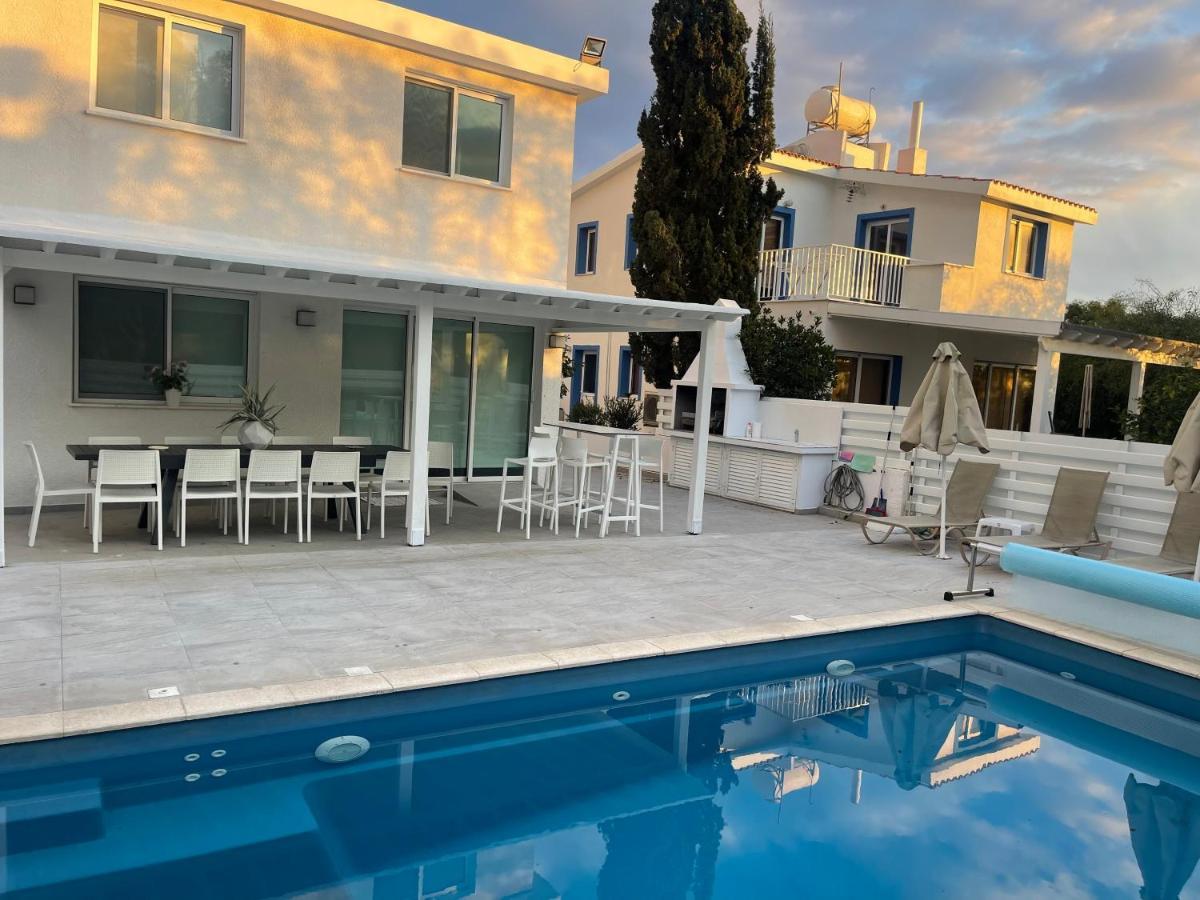 Konnos Hight Villa Protaras Buitenkant foto